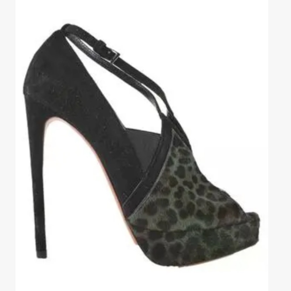 NWOB ALAIA Pony-Style Calfskin Sandals in Multicolor